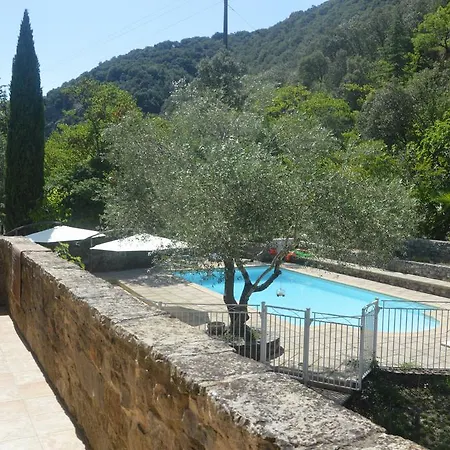 Domaine De La Carriere Bed & Breakfast