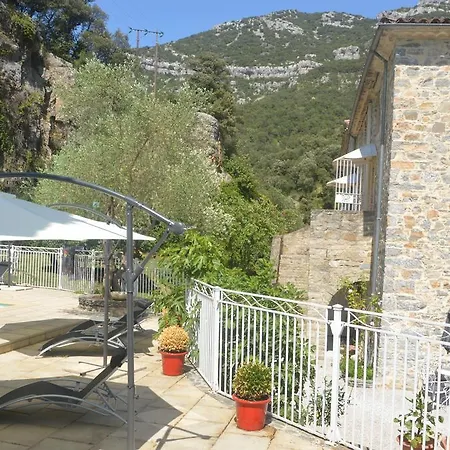 Bed & Breakfast Domaine De La Carriere Sumene