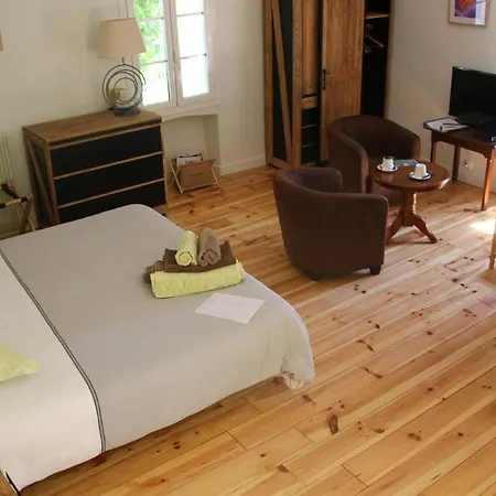 Bed & Breakfast Domaine De La Carriere
