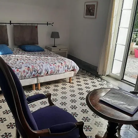 Bed & Breakfast Domaine De La Carriere Sumene