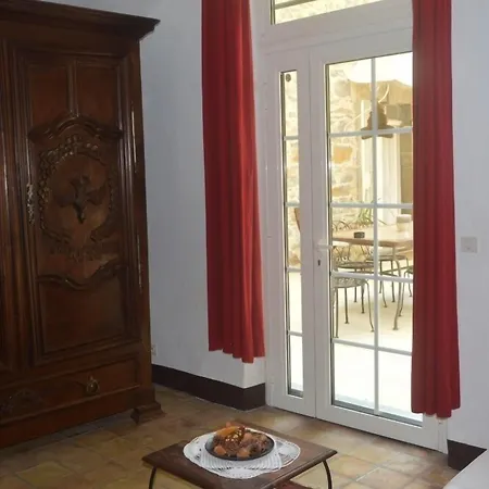Bed & Breakfast Domaine De La Carriere 3*