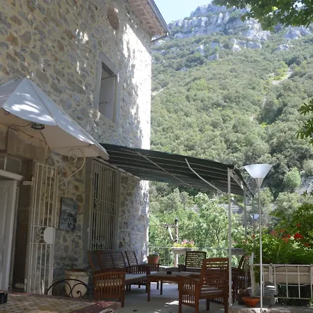 Domaine De La Carriere Bed & Breakfast Sumene