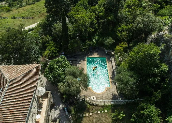 Domaine De La Carriere 3* Sumène