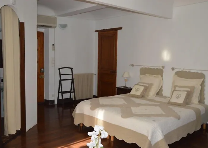 Domaine De La Carriere 3*