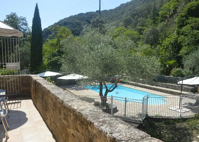 Domaine De La Carriere Bed and breakfast
